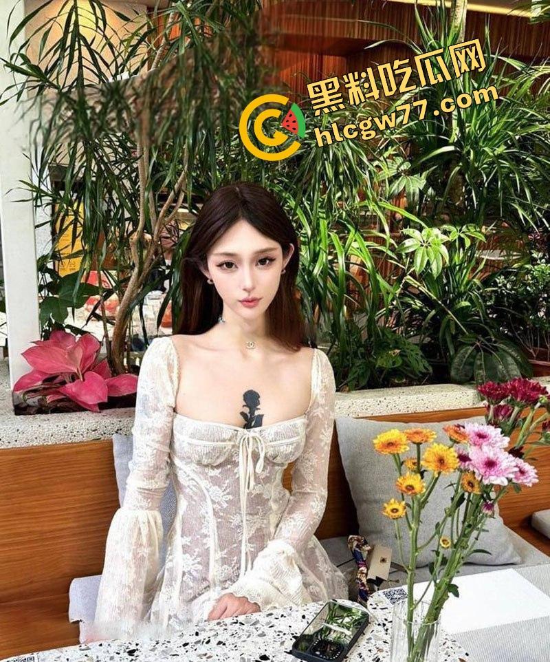 调教大神火力全开，空姐学妹老师护士统统爆操，舔屌后入内射爽翻天，各种极品尤物任性玩烂！-4