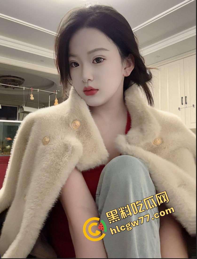 临沂艺术学院学姐『冯悦悦』情趣内衣被男友操翻，嘴里吸精身体爽颤，原来最骚的是最会装的那种！-2