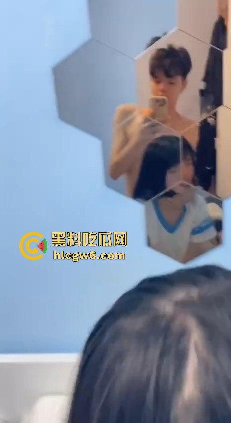 广东职业学校校花【刘萱萱】被校男友强制后入视频遭曝光,蜂腰翘臀卡哇伊,反差人格喜欢被调教。-3