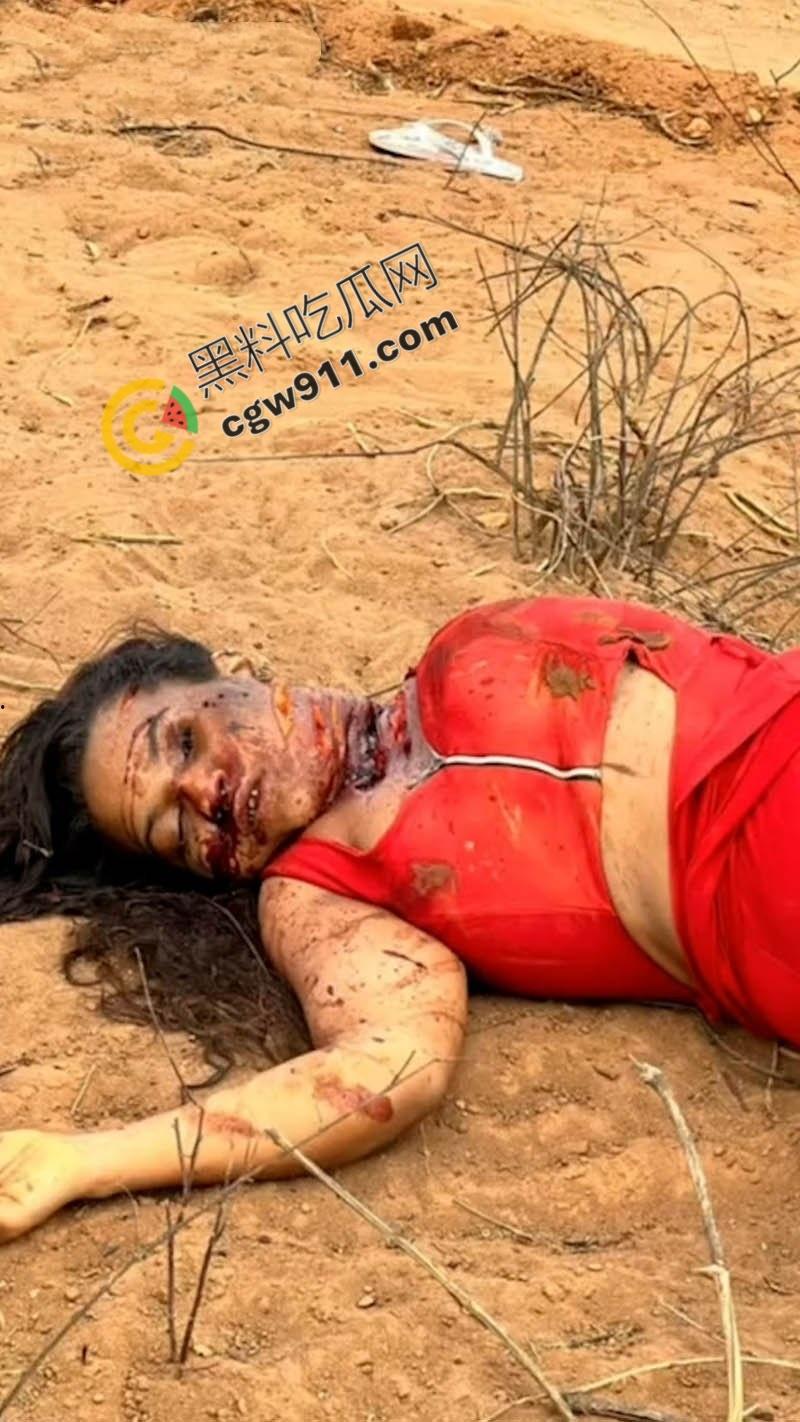 巴西路边血腥噩梦：北部湾州美女割喉弃尸，红衣浸血如修罗场，喉管撕裂，热血喷涌染红大地！-4