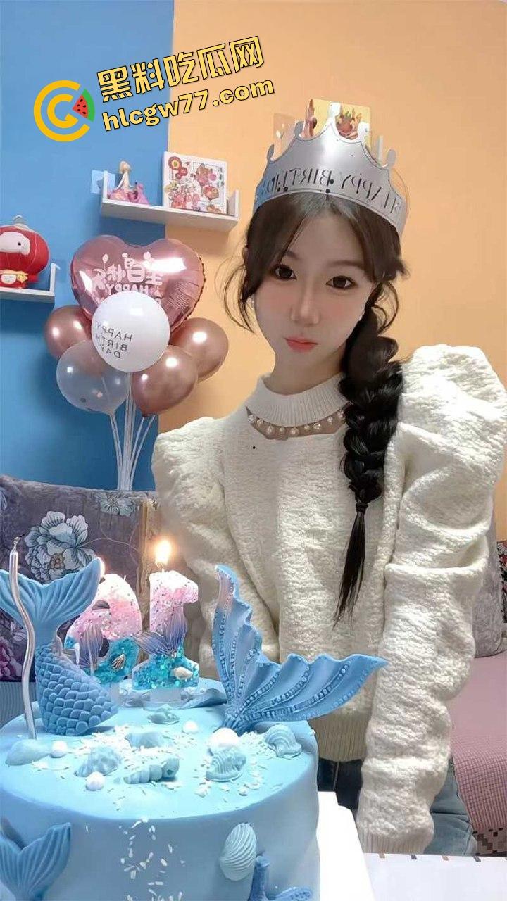 上海艺术设计学院的校花【夏宸玥】实锤拜金狗，富二代酒店蹂躏调教，宿舍自拍插棒成全校精盆公交车！-2