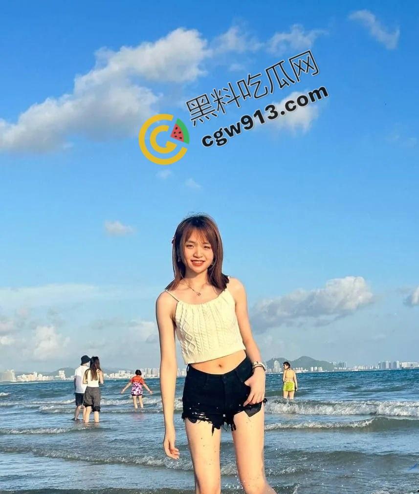 上海财经大学嫩妹黄玉凤: 金主爸爸的掌上明珠or富二代的新欢女主角，她究竟有何魅力?-2