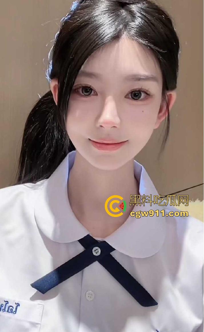 抖音御姐网红【ally】38岁饥渴少妇，收下爱豆韩奎真礼物，不惜为爱冲锋跨国送逼，真是爱情冲昏了头脑！-5