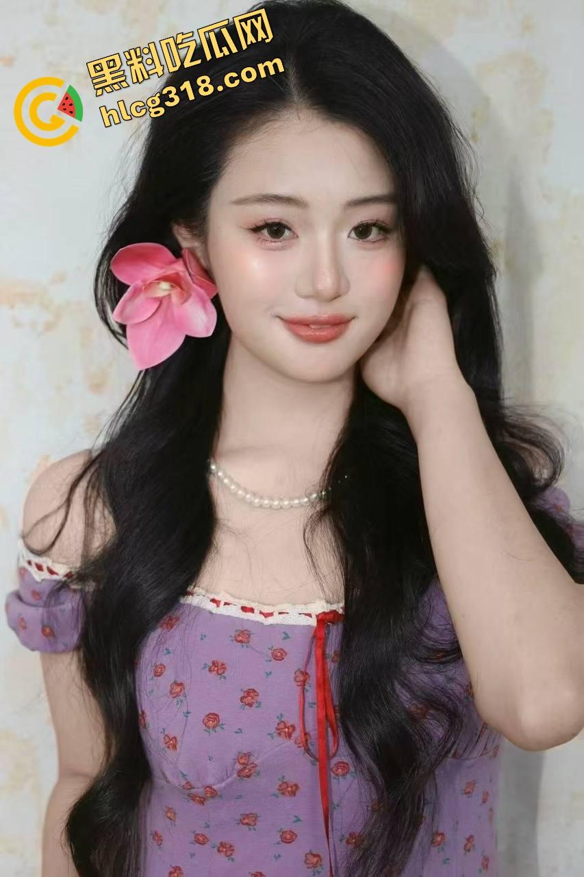 石家庄母狗『钱倪』请命为爸爸出战，全裸戴链跪街上完成主人任务，把电动车光头哥看得差点射裤子！-2