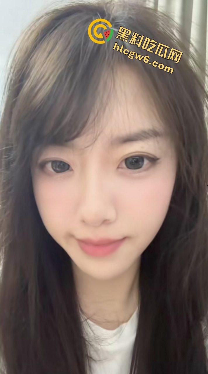 抖音21万粉极品身材御姐反差婊『阿别了』酒店黑丝骚臀抠逼 暴力后入淫荡直叫！原创独家曝光！-3