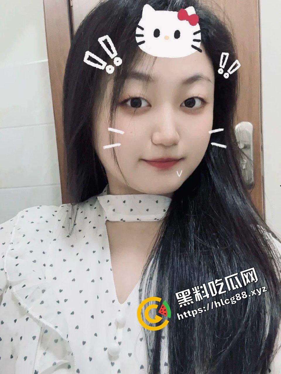 广西纯种骚母狗肉便器【汪诗雅】0元就能带回家各种爆操，对镜淫荡后入暴击骚臀遭曝光！-3