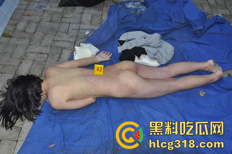 东南亚吸毒男模，无套和客人出台，双飞吸毒玩嗨杀死女友，还将女友闺蜜强奸砍头分尸，太变态了！-11