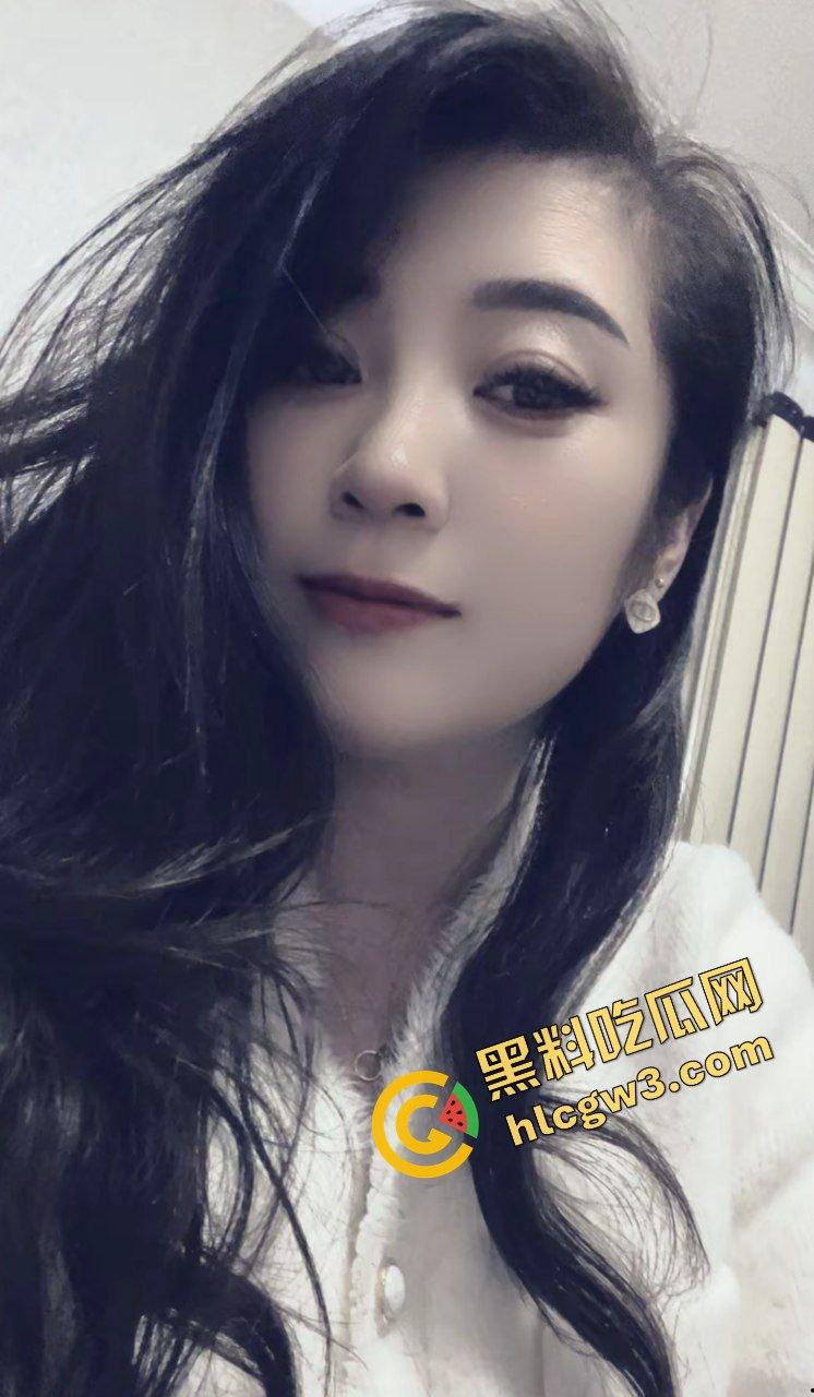 兰州95后风骚黑丝少妇『罗娜』和孕妇老公双人搞偷情 wx聊骚酒店刺激后怼干炮！原创曝光！-4