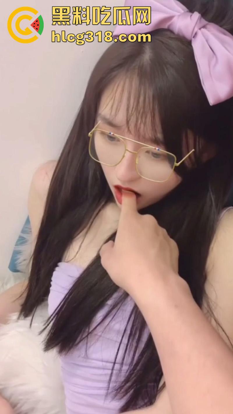 清纯玉女91女神【不见星空】，最新汉服古风福利，火遍全网的性感嫩妹，口活技巧绝对超一流！-2