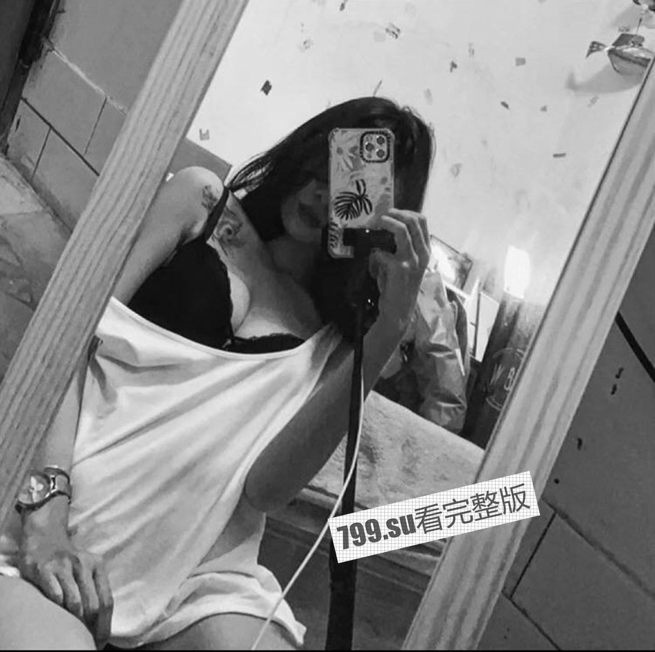 台湾 陆军军官情侣 营内打炮 5 分钟完整版视频流出 陈芮芹 第四作战区最辣女兵-11