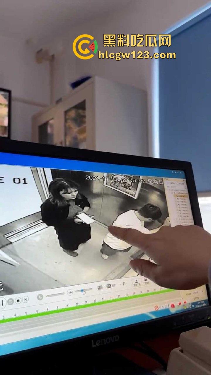 浙江嘉兴桐乡西郊庄园偷情狗男女 杨若菲爸爸和倪泽屹妈妈电梯激情缠绵 偷情性爱视频被男方老婆曝光！-5