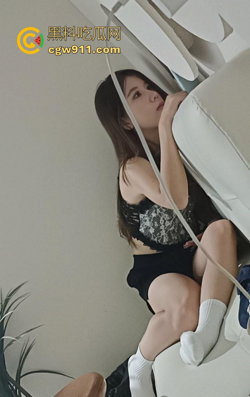 广州混血名媛【提娜】异域风情与高贵气质并存，性感小母狗娴熟口技，肥鲍嫩穴汁水横流，极品中的极品！-4