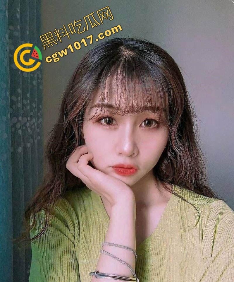 洛阳教育圈惊爆大瓜！正仁教育风骚人妻【昌佳甜】醉酒被领导酒店爆操，翘臀粉穴肆意把玩-2