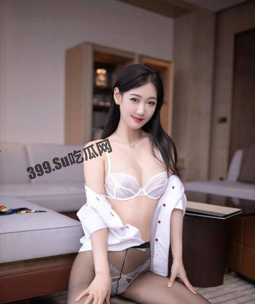 秀人网性感女神 唐安琪 演绎最美国航空姐 呻吟骚叫 揉逼露鲍 急需灭火！-9