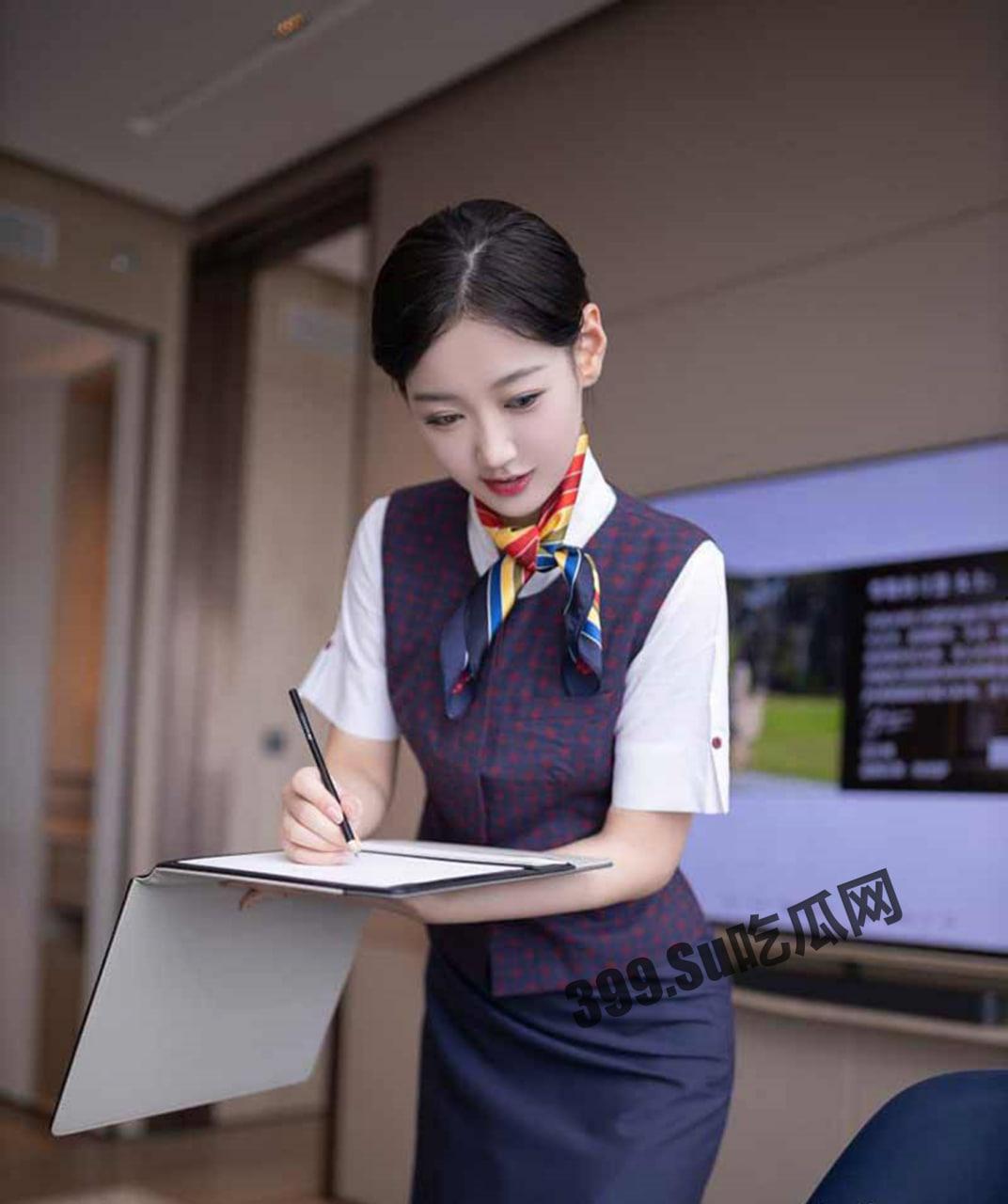 秀人网性感女神 唐安琪 演绎最美国航空姐 呻吟骚叫 揉逼露鲍 急需灭火！-18