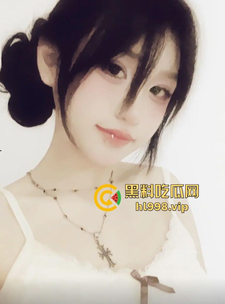 广州06后抽象大学生『B7』抖M抖音找爸爸！大哥爆料三洞齐开包养半年，逼瘾大到吃肾宝片都扛不住！-12