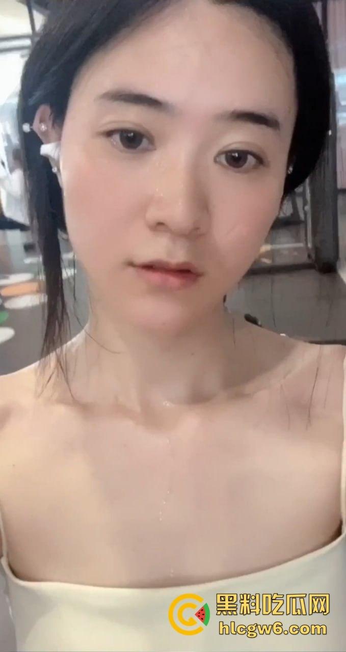 江苏绿帽癖朋友笔记本意外曝光私密性爱视频！老婆在床上大尺度回应他换人也行，朋友关系铁到不知如何下手！-10