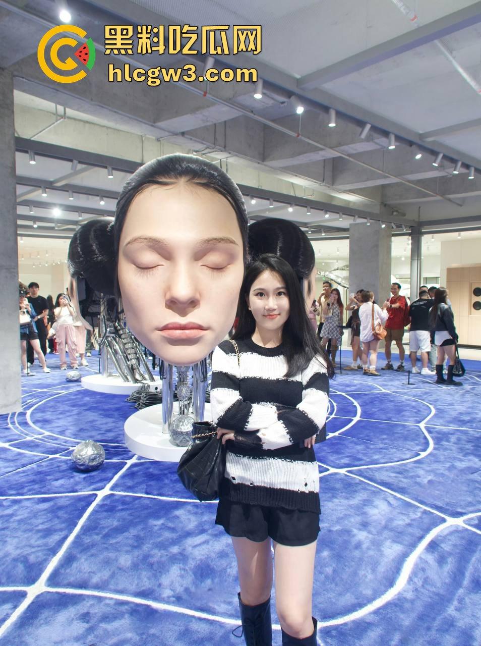 广东大学交换女王『张静雅』大二就玩3P交换共享肉体，骚得连老司机都得竖拇指 男友都成工具人！-2