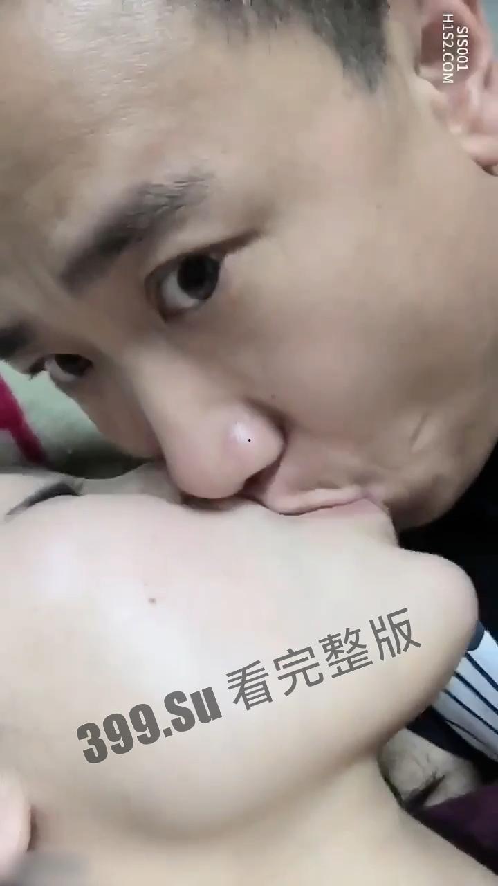 医院自拍流出  住院有些闷 约情人医院独立房啪啪 咬着手指拼命压抑住呻吟-4