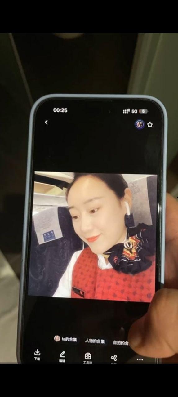 超真实迷奸空姐！脚趾头插穴都能插出水来地骚货 这丰满的样子简直了-4