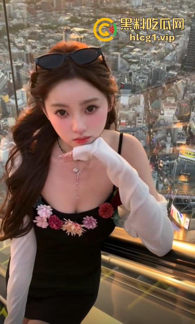 黄一鸣vs王思聪，流量密码再爆发！假瓜满天飞，王思聪直言黄一鸣不配‘思聪严选’！-11