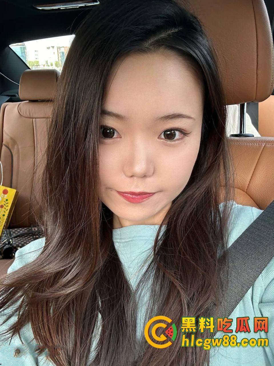 南昌银行『 陈若水 』生日蛋糕还没消化,就被行长猛操一整天,口活清理舔到鸡巴发红,真有上进心!-2