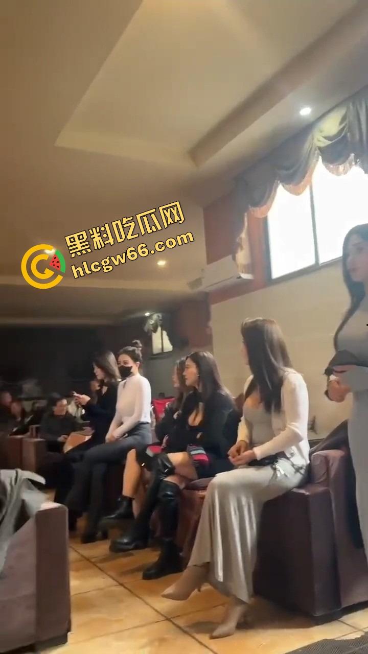 绵阳大青龙曝光,舞厅全关它还顶楼海选200一炮,出租车排百米,开房现场像炮展会!-4