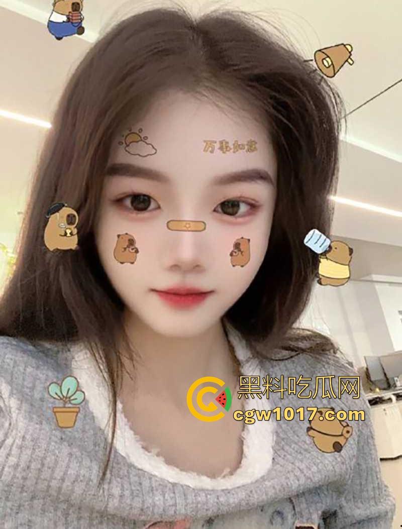 泡良大神【弥川】国家一级打桩运动员约操高颜女主播，翘臀尤物含住肉棒猛吸不放，穿蝴蝶开档淫裤，被无套狂猛打桩！-2