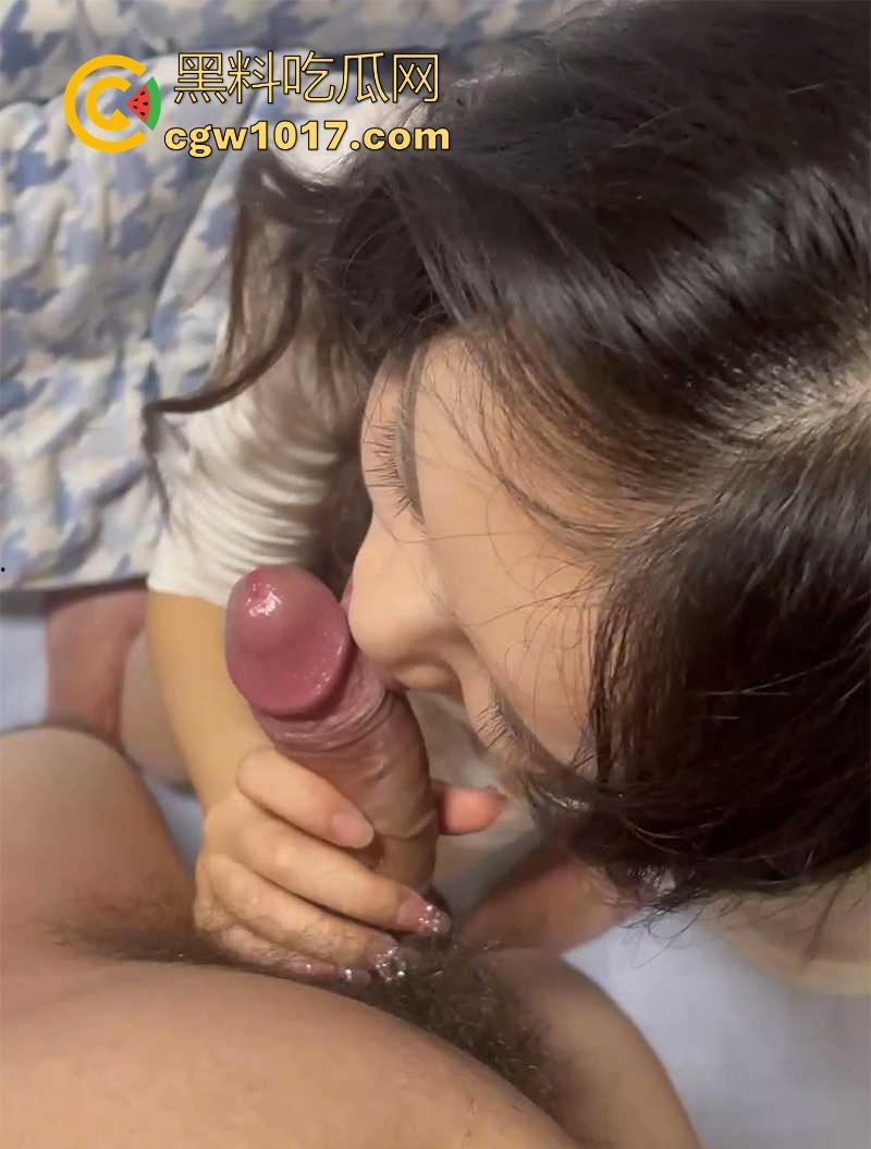 泡良大神【弥川】国家一级打桩运动员约操高颜女主播，翘臀尤物含住肉棒猛吸不放，穿蝴蝶开档淫裤，被无套狂猛打桩！-5