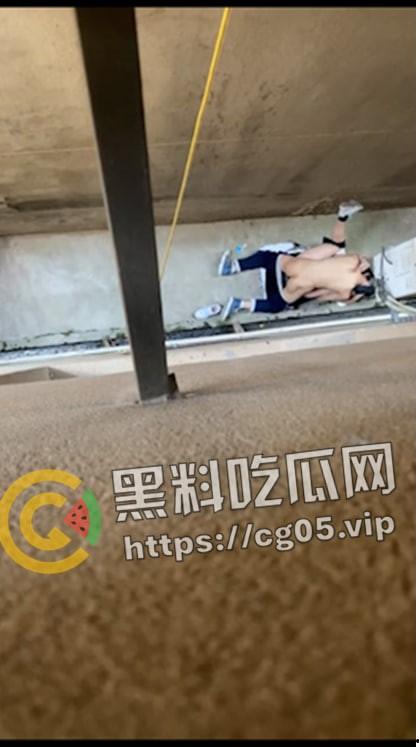 偷拍之公共场合做爱 心有多大 舞台就有多 除了死 没有什么能阻挡我打野战（三）-1