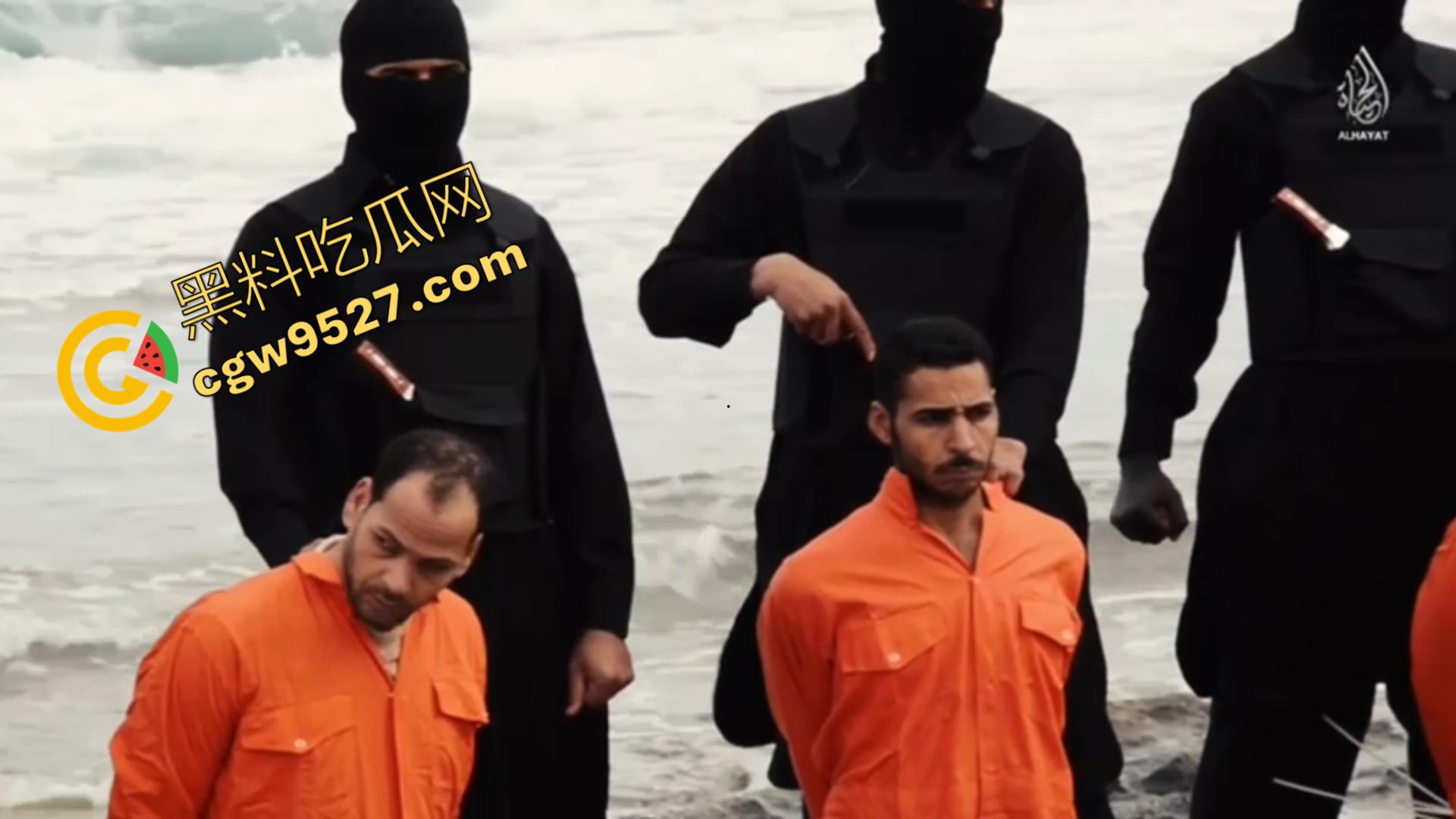 血染海滩!印度刽子手的恐怖行刑现场,犯人被无情割头,现场血流成河,恐怖至极,胆小者勿入!-3