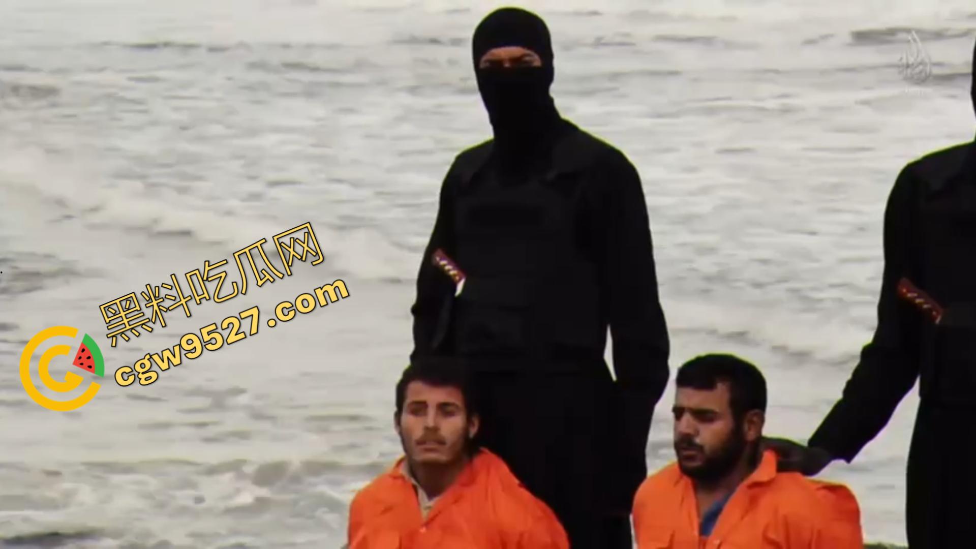 血染海滩!印度刽子手的恐怖行刑现场,犯人被无情割头,现场血流成河,恐怖至极,胆小者勿入!-5