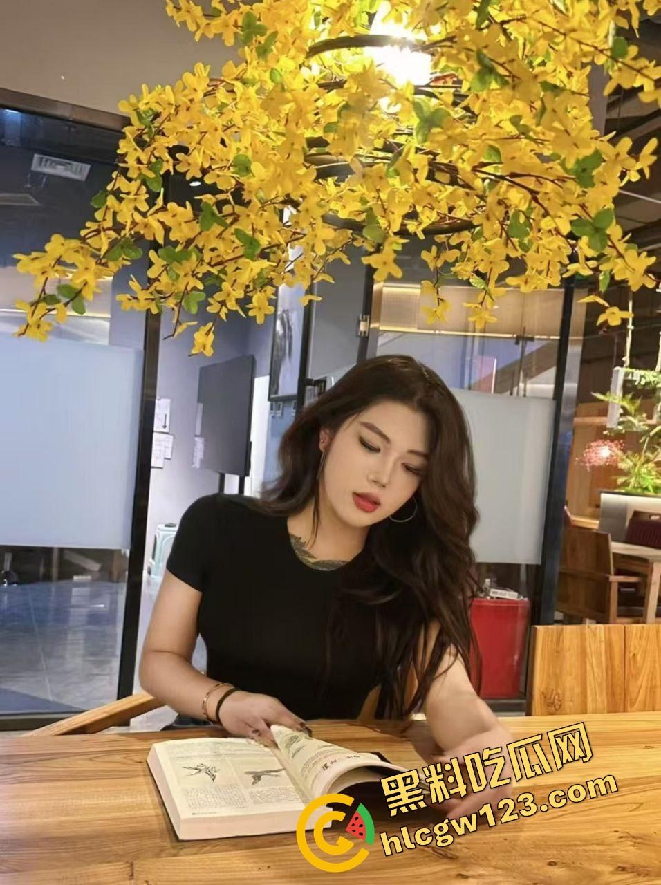 泡完脚直接车震,带上车开到地下车库直接开骑。妹子大尺寸操到娇喘连连 哥哥你戳到宫口了!-4