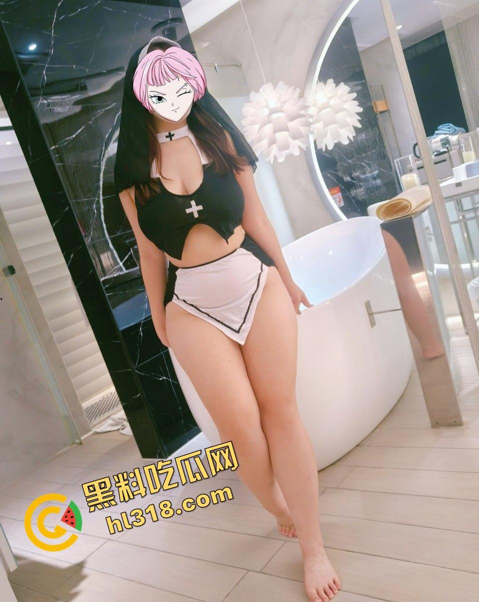 台湾巨乳网黄『Aka』被巴西小钢炮爆操,小屌配大奶花活玩到极致,兵器虽短耐操才是真王道!-1