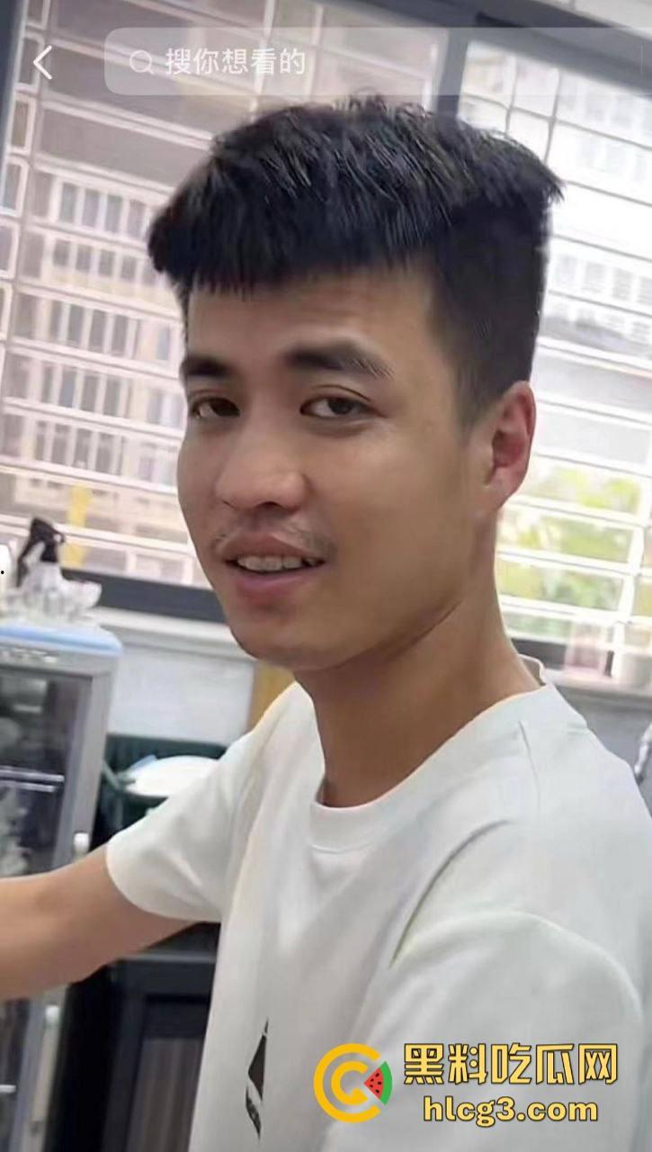 广东潮汕饶平县钱东镇服装店老板娘【许Mimi】婚内出轨 与情人开房被老公抓现行！-21