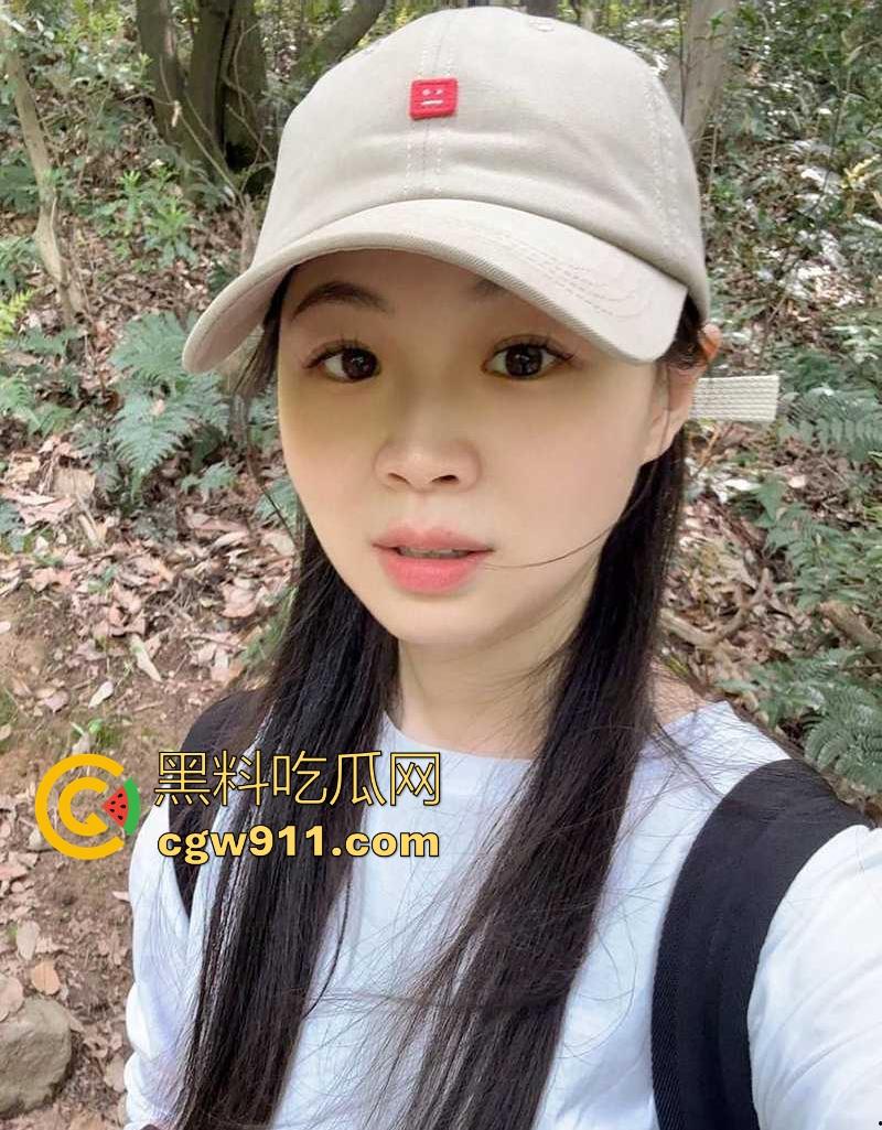 女博士也有性需求的！河北工业大学博士生【张筱艺】，骑乘榨精小男友，做爱来缓解学习压力！-2