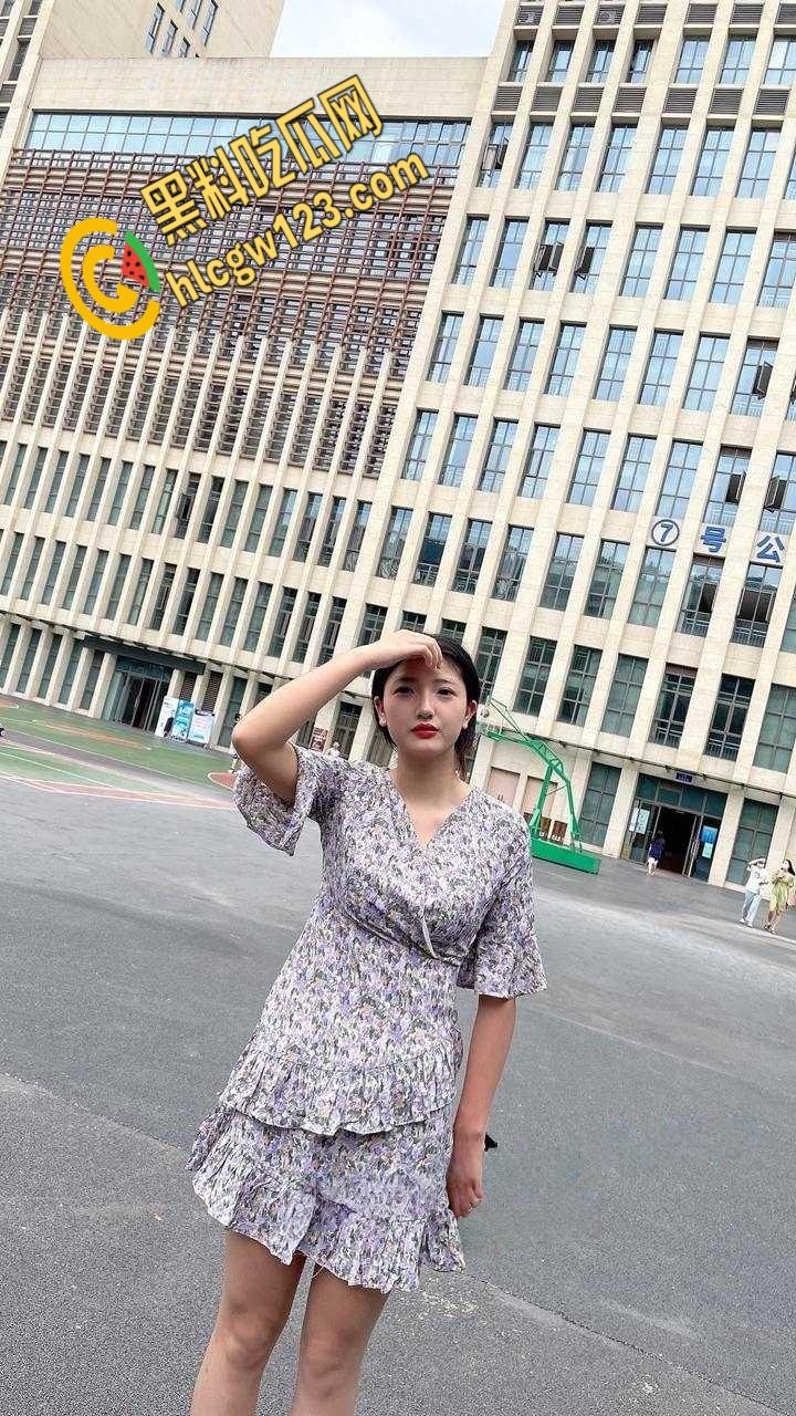 重庆航天班花【黄愉欣】，被富二代各种玩弄调教，敏感体质被玩的高潮痉挛淫叫不断！-5