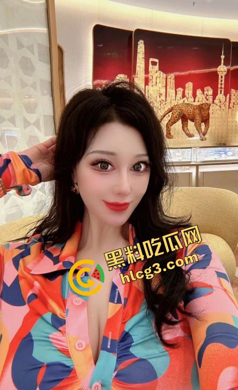 快手微博女神『芷仪宝』大哥私拍视频外泄！1对1露点抠逼喷射自慰视频意外流出，欧洲翘臀让哈登都甘拜下风！-33