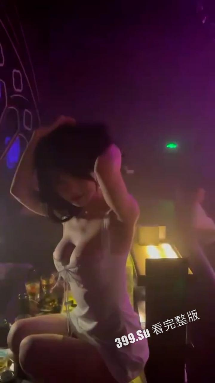 瓜友们，是你们的异地女友吗？(ಥ﹏ಥ)-5