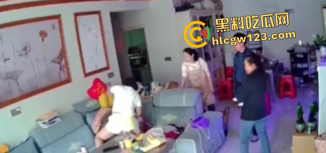 城口附中高二女学生卖淫给亲叔叔一千元一夜天价?事后侄女被婶婶暴打!-8