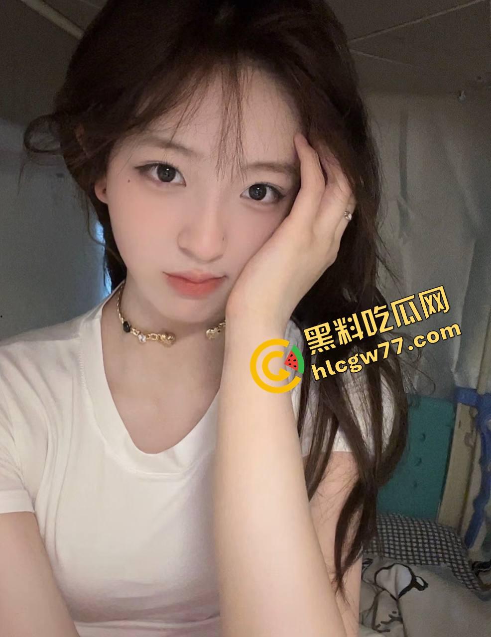 广州大学城学生妹『李璐』喝酒装纯，路上就开始抠逼湿了，开房换情趣内衣打桩到天亮，退房前还补一炮！-5