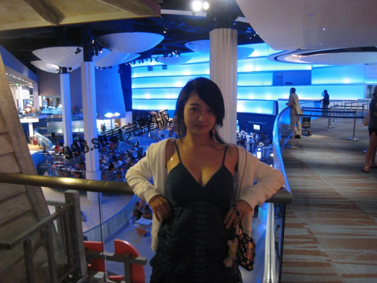 极品波霸大学生 分手后大尺度照片被渣男报复流出-17