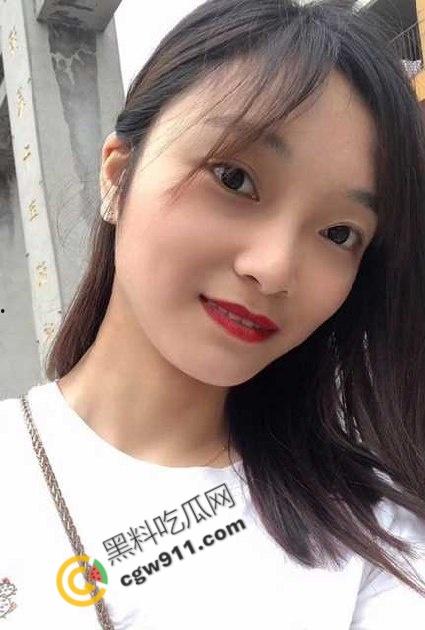 南京市星辉高级中学英语老师夏宁莹出轨丑闻曝光:高超口活迷倒校长,夜夜加班呻吟不止-3