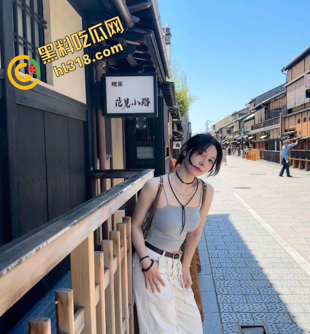 台湾网红女警【曾羽榛】，被男友偷拍性爱视频，并发到网上高价售卖，巨乳尤物床上淫荡姿态火爆全网！-7