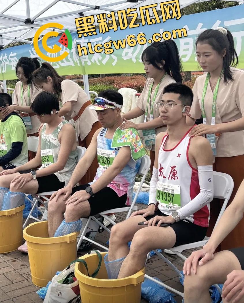 扬州马拉松跑步完直接上足浴，足浴店技师一坐上来一边按一边撩，晚上不得消费走一波！-3