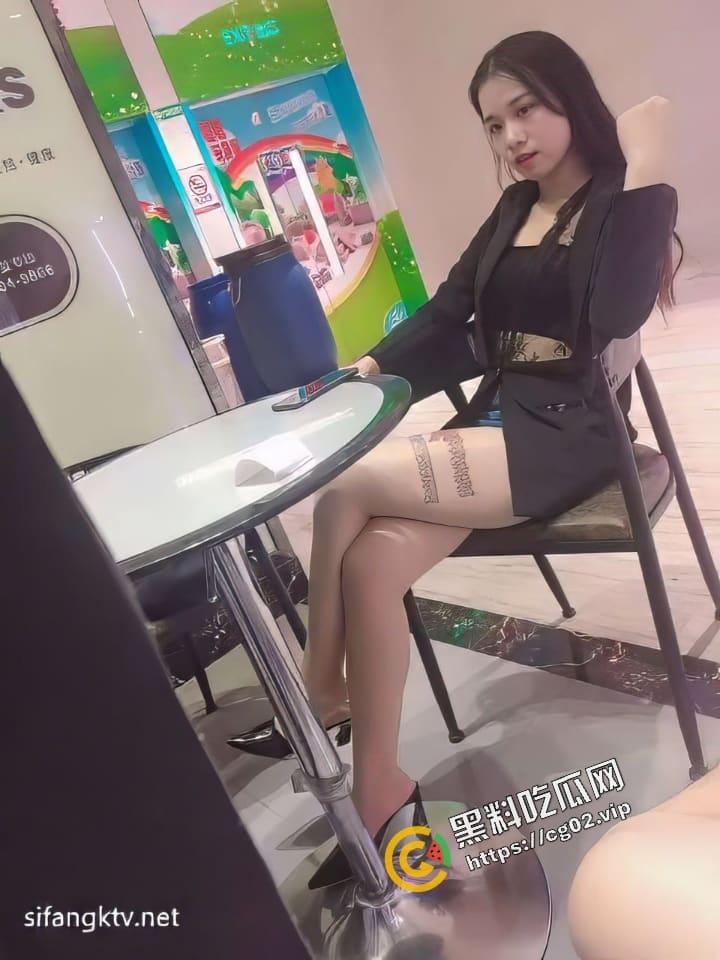 风情尤物水多多 肤白貌美俏佳人！25 岁女白领【薛晓琪】私照及做爱视频被男友分手流出 超级骚！-2