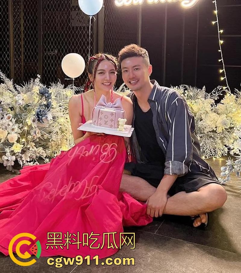 李宗瑞174长腿明星女友【吴亚馨】,被爆结婚与上海富豪姐弟恋,回顾当年她的不雅视频,这美腿真是逆天啊,绝密裸照私拍流出!-4