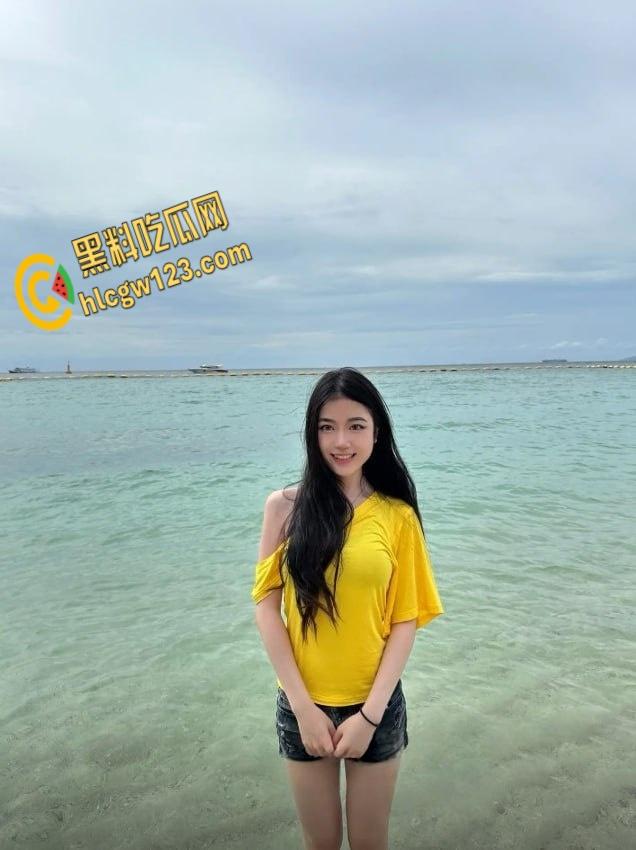 露脸实锤！抖音网红白皙高颜美少女【缪缪BB】，在线掰穴自慰娇喘反差十足！-3