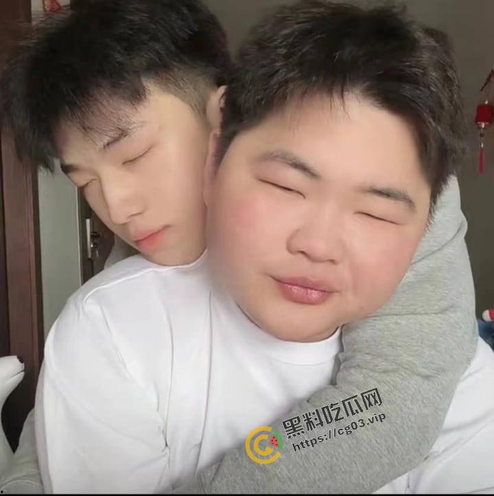 抖音 【宰熊 】男同博主和他的熊老婆  被爆出不雅照  听说将来的敬老院都不收老男同了……-3