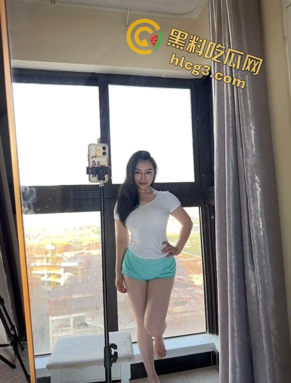 【震撼泄漏】抖音博主徐香香极品美臀全裸视频曝光,挑逗劲爆无法抵挡!-7